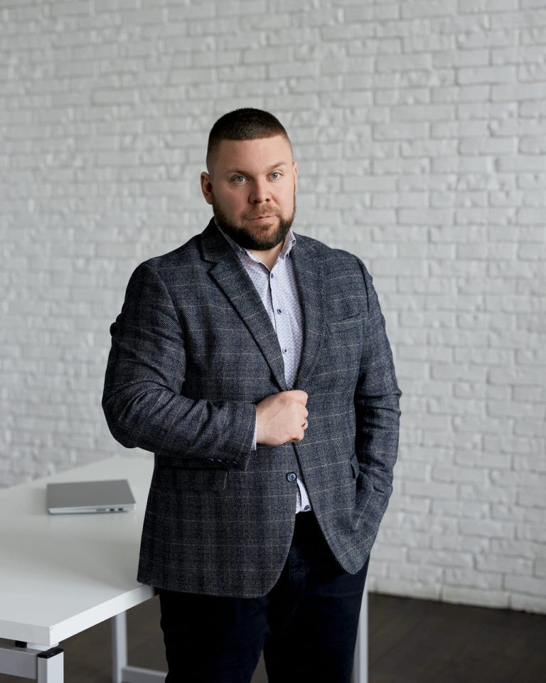 Що робити, якщо вас зупинили на дорозі ТЦК та поліція